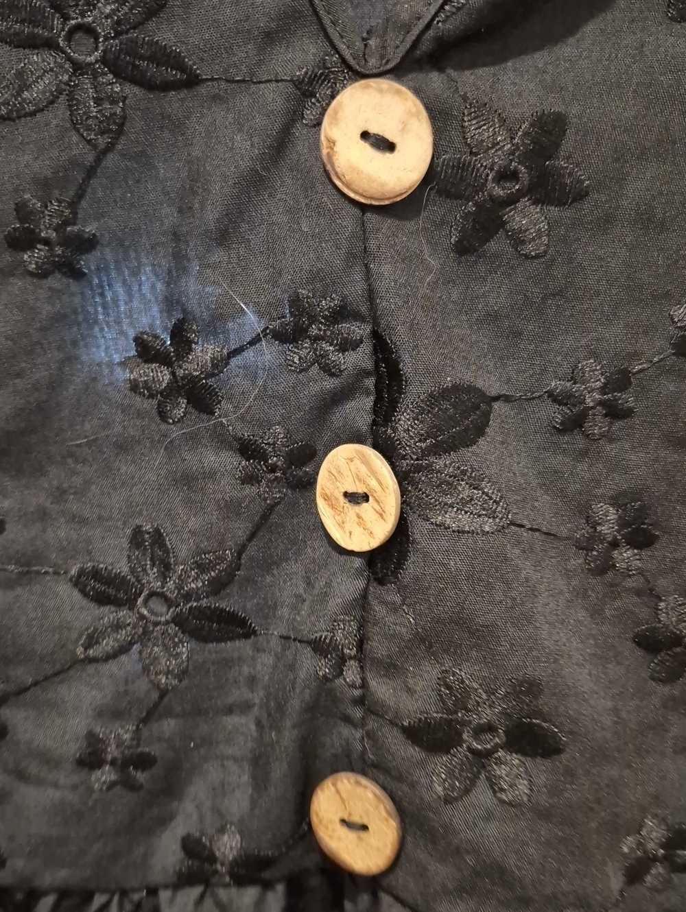 💙 Black Floral Eyelet Peplum Top with Wood Buttons - Picture 3 of 3